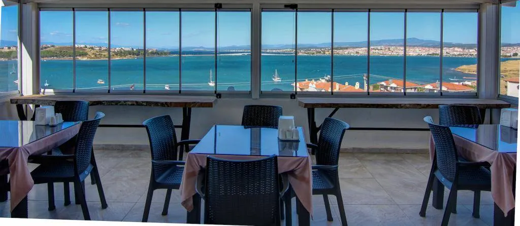 Bal Konak Otel Cunda