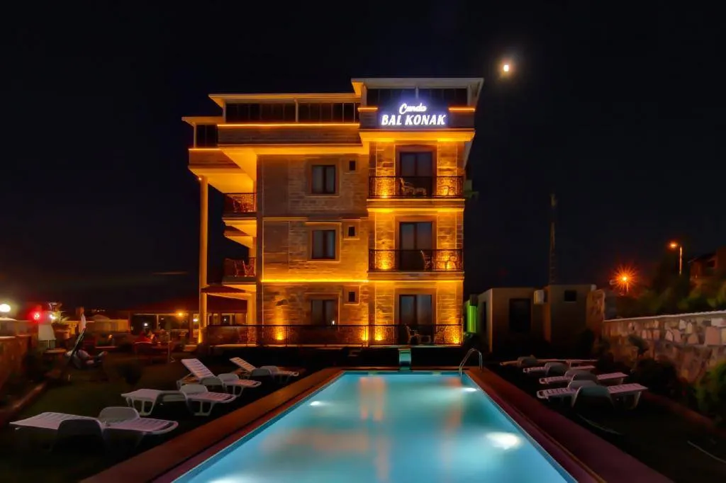 Bal Konak Otel Cunda