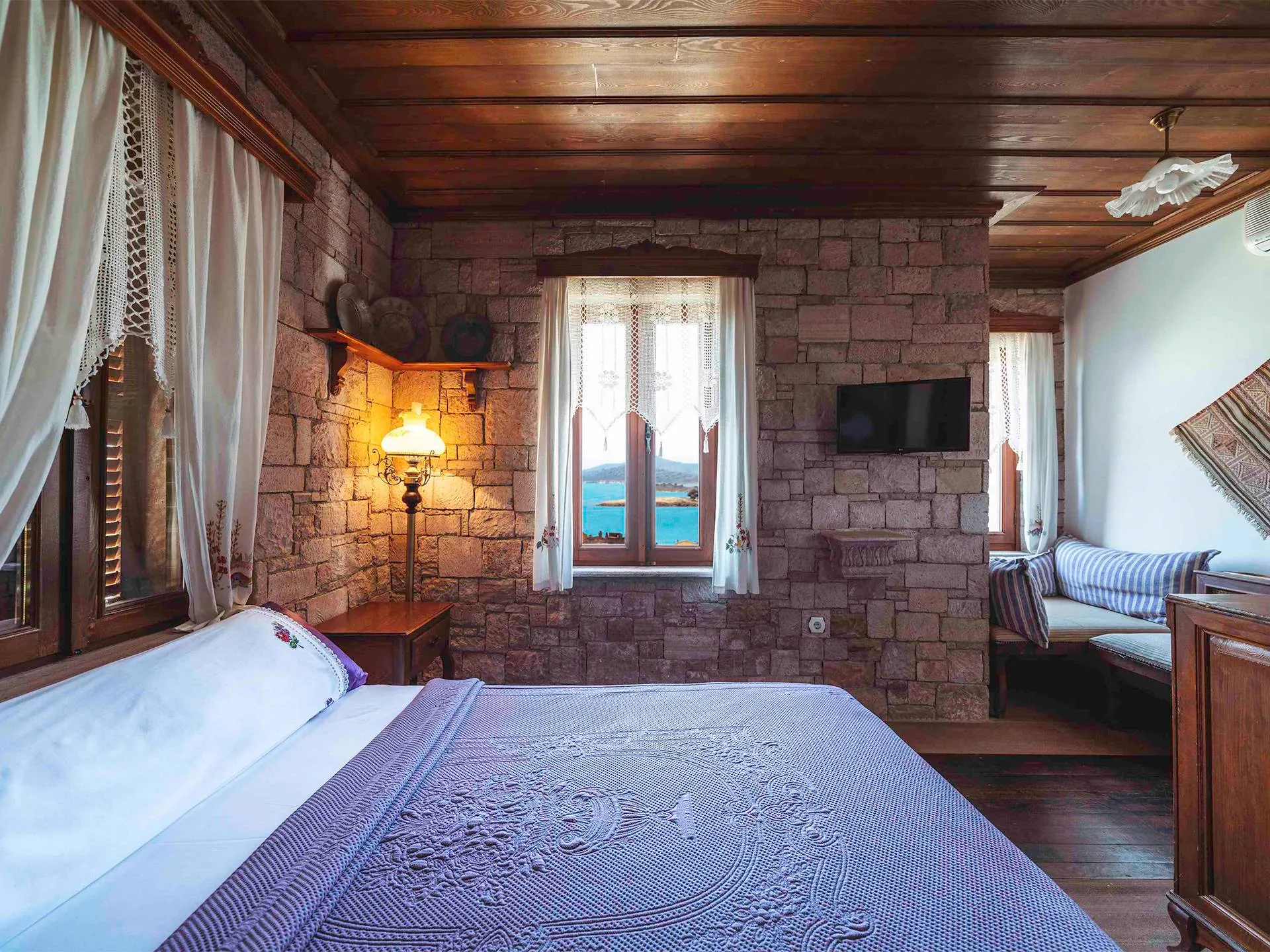 Cunda Taş Konak Hotel