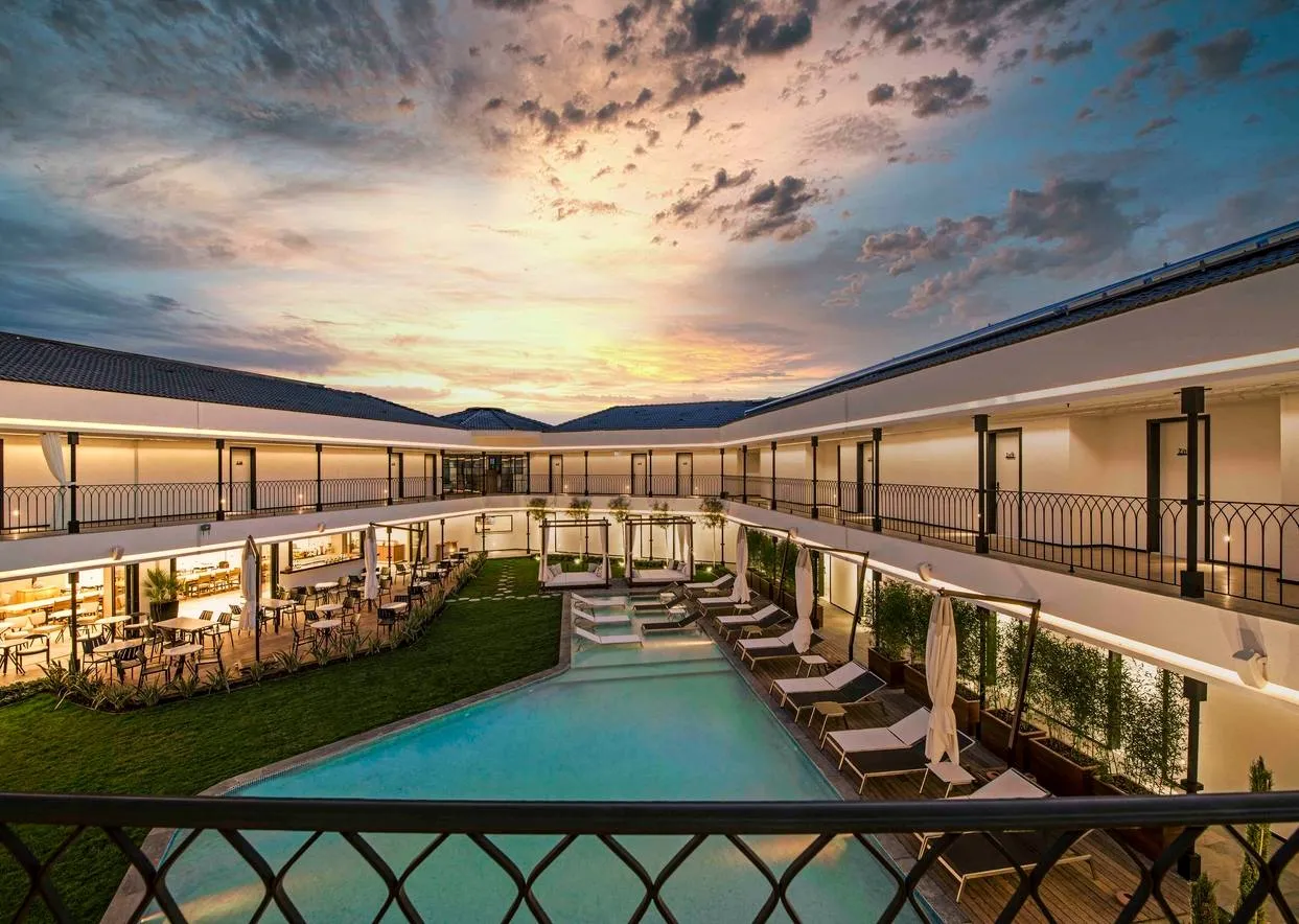 Mola Cunda Hotel